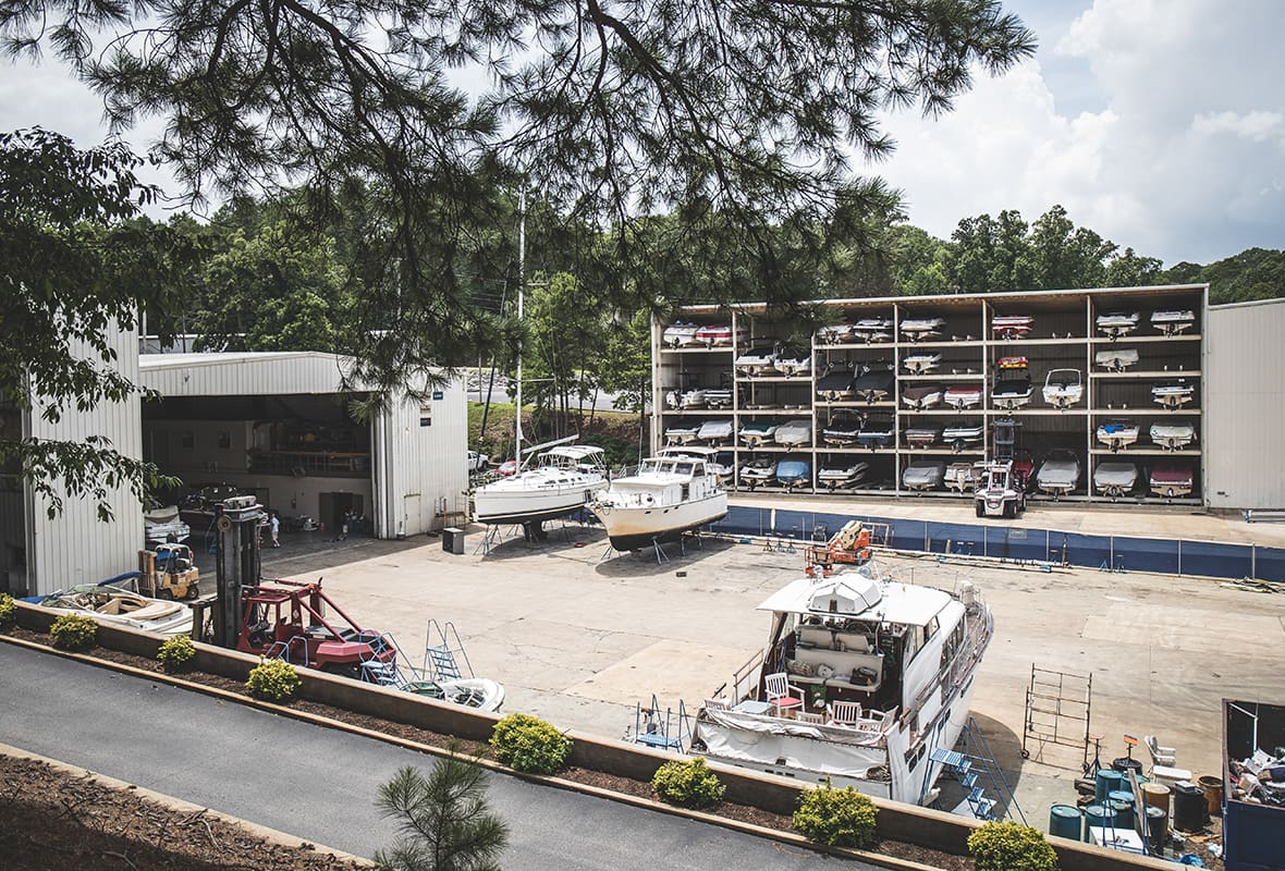 Dry storage facility