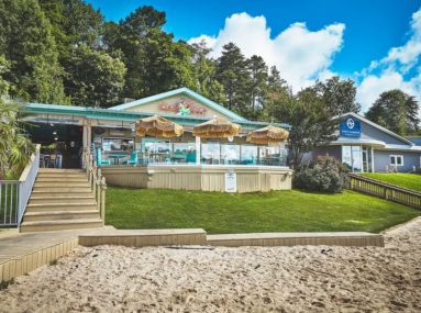 safe harbor hideaway bay waterside restaurant